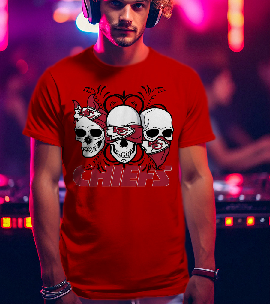 Kansas City Chiefs 3 Skull Bandanas T-Shirt