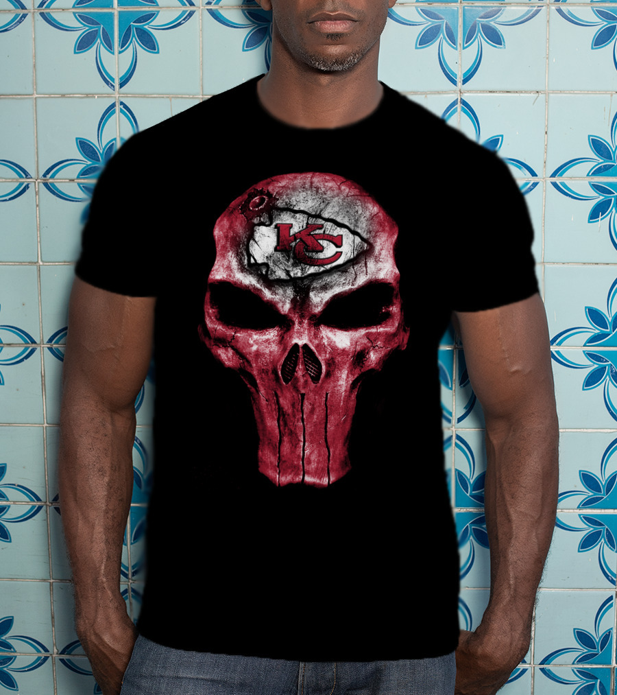 Kansas City Chiefs Skull Logo Art T-Shirt