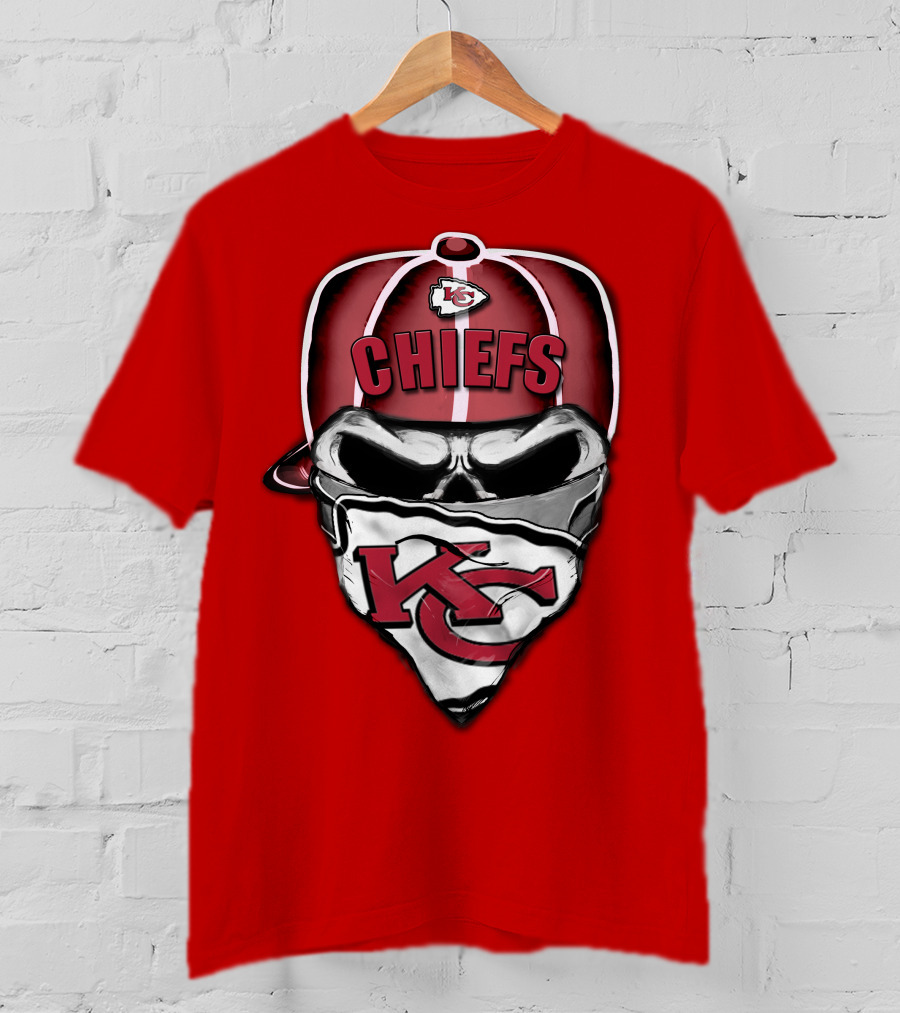 Kansas City Chiefs Skull Bandana Logo Cap T-Shirt