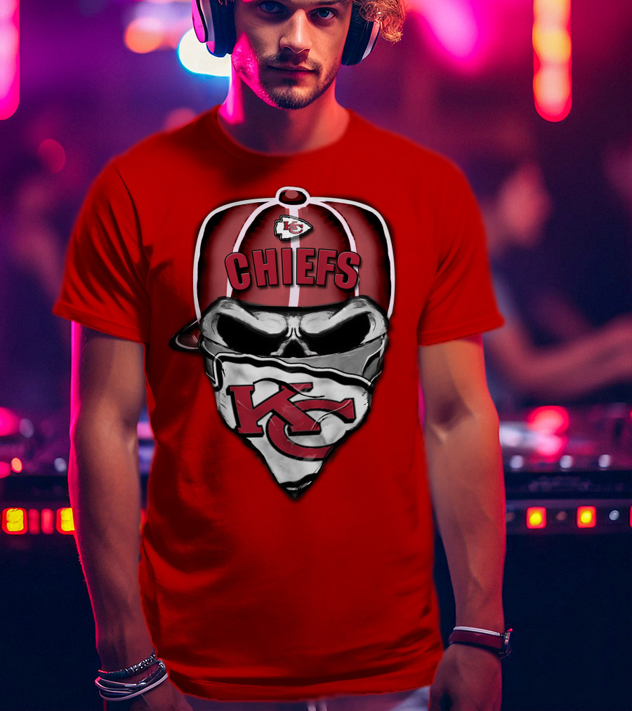 Kansas City Chiefs Skull Bandana Logo Cap T-Shirt
