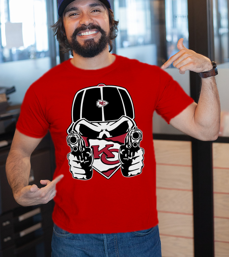 Kansas City Chiefs Bold Skull Logo Showdown T-Shirt