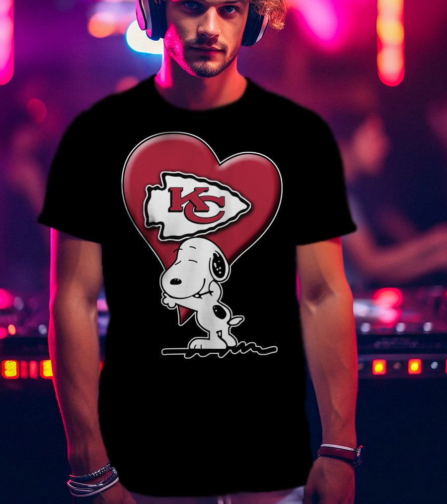 Snoopy Kansas City Chiefs Heart T-Shirt