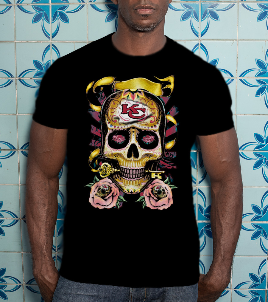 Kansas City Chiefs 79 Skull Key Roses T-Shirt