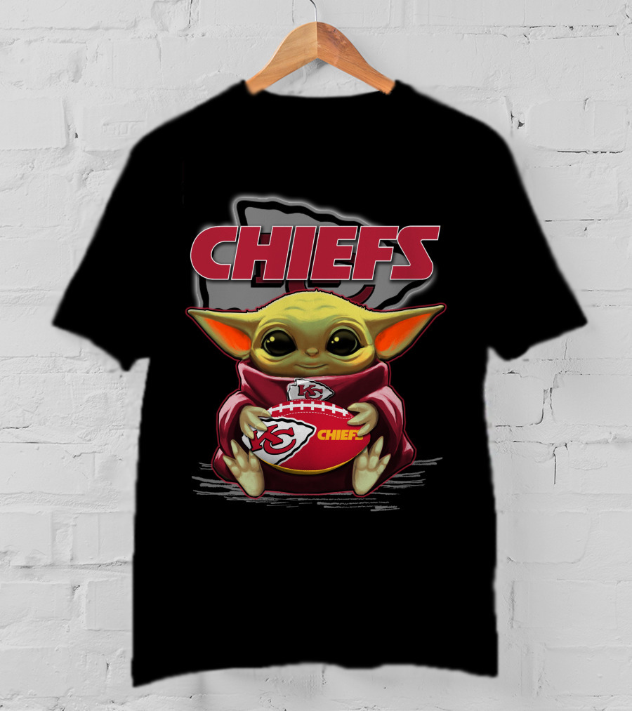 Chiefs Yoda Holding Football Kansas City Chiefs Star Wars Crossover T-Shirt