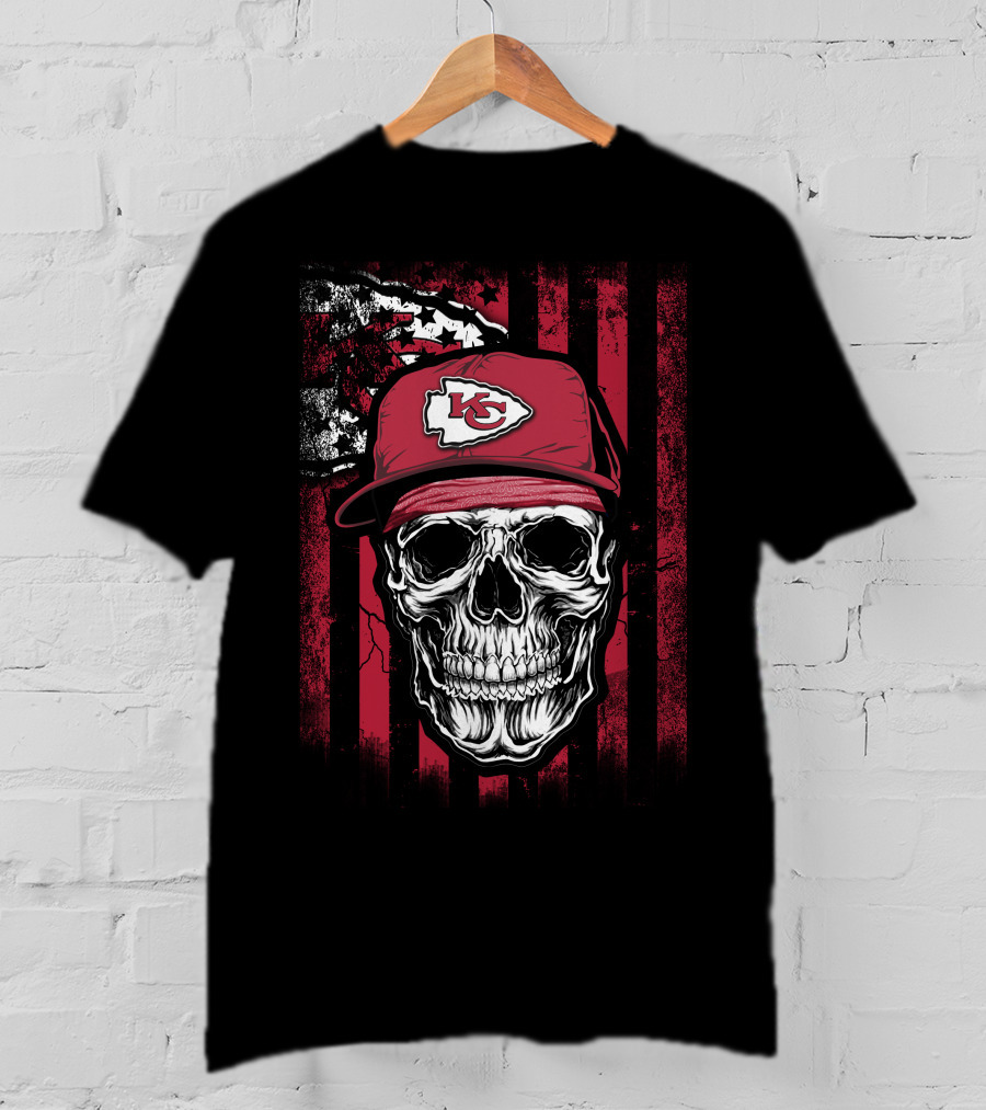 Kansas City Chiefs Skull With Red Cap And Flag Background T-Shirt