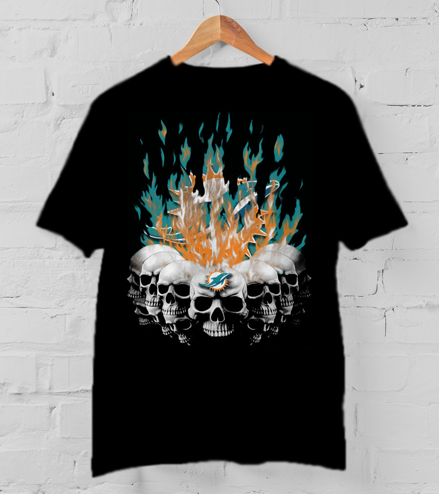 Miami Dolphins Skull Flames Graphic 18 T-Shirt