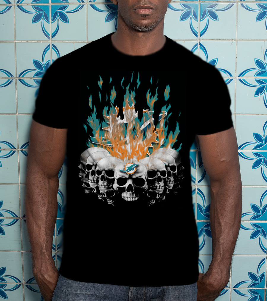 Miami Dolphins Skull Flames Graphic 18 T-Shirt