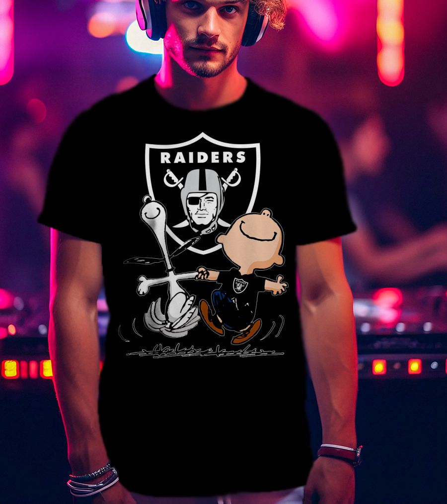 Snoopy And Charlie Brown Dancing In Front Of Oakland Raiders T-Shirt