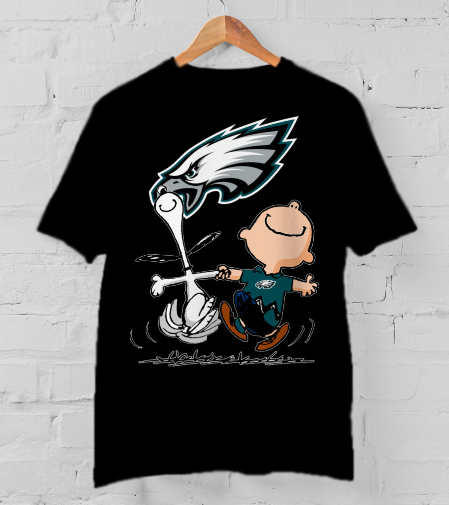 Snoopy And Philadelphia Eagles Logo Dance T-Shirt