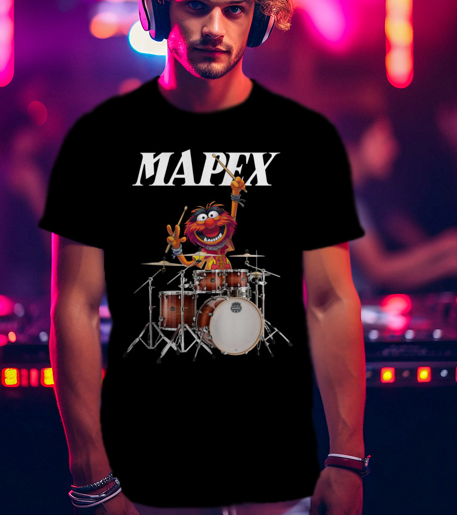 Mapex Animal From The Muppets Playing Drums Enthusiastically T-Shirt
