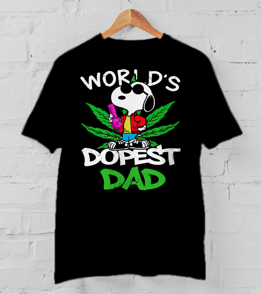 World's Dopest Dad Snoopy With Cannabis Leaf And Bong T-Shirt