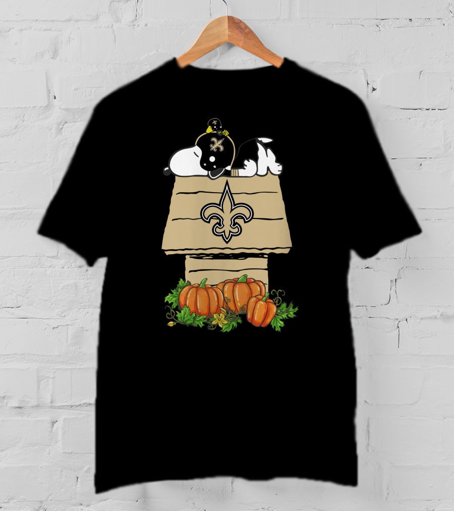 New Orleans Saints Snoopy Doghouse Pumpkin Patch T-Shirt