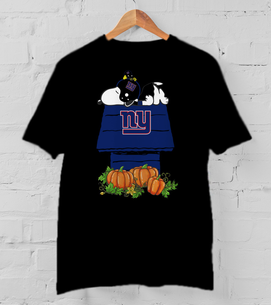 New York Giants Snoopy With Pumpkins T-Shirt