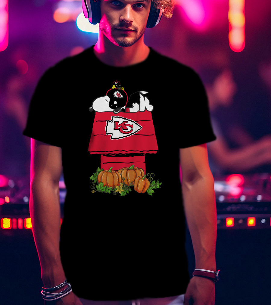 Kansas City Chiefs Snoopy Pumpkin Halloween T-Shirt