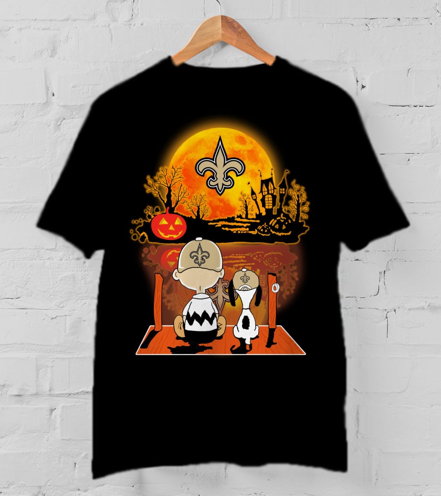 New Orleans Saints Halloween Snoopy Charlie Brown Pumpkin Scene T-Shirt