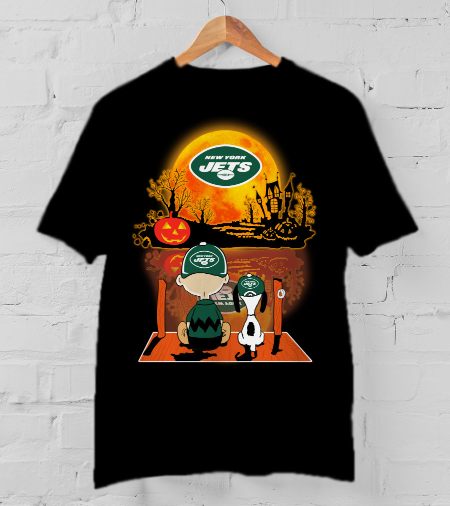 New York Jets Halloween Snoopy And Charlie Brown With Pumpkin T-Shirt