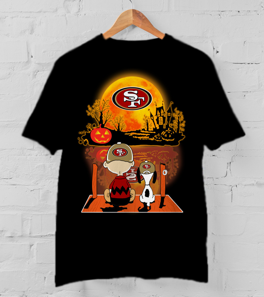 San Francisco 49ers Snoopy Charlie Brown Pumpkin Halloween Moon Scene T-Shirt