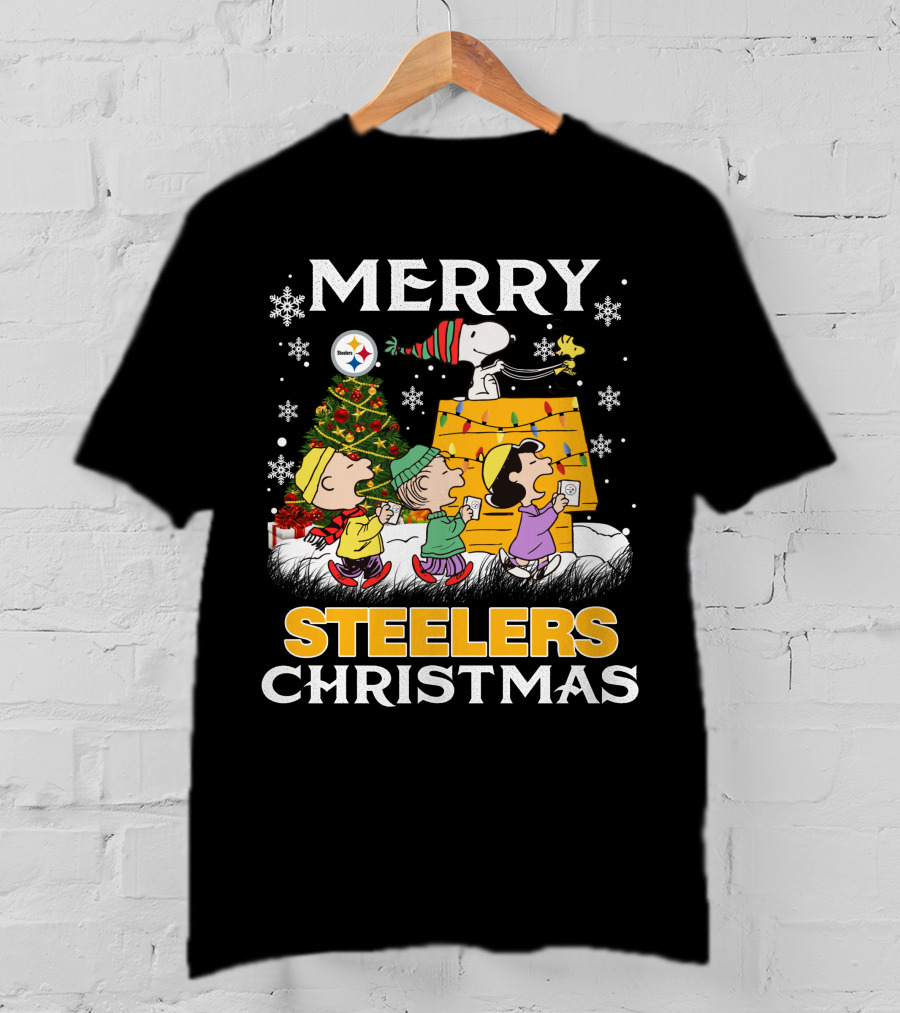 Merry Christmas Steelers Snoopy Peanuts Characters Weihnachten T-Shirt