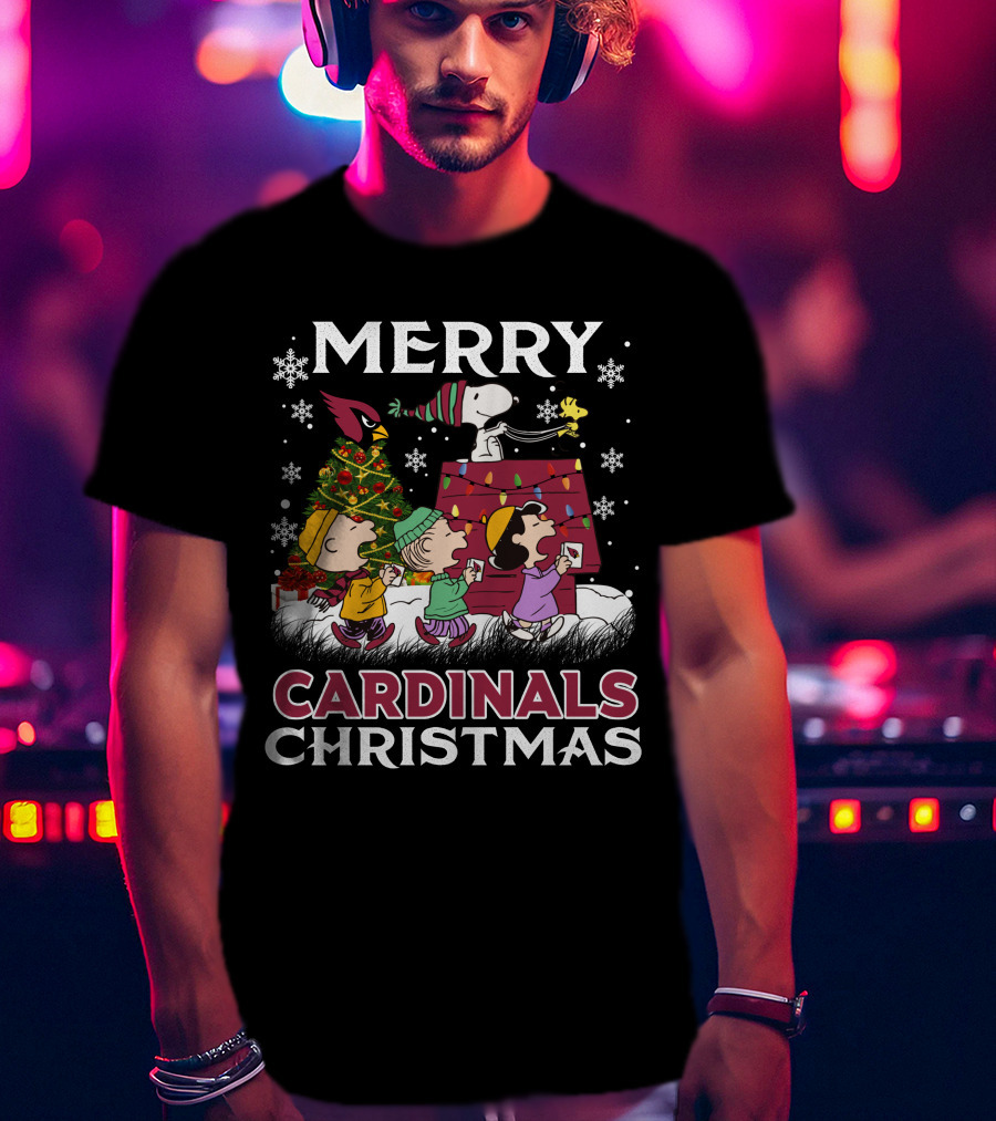 Merry Cardinals Christmas Snoopy And Friends Peanuts Holiday T-Shirt