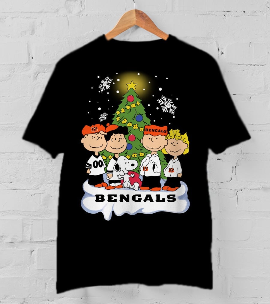 Snoopy Bengals Christmas Tree Peanuts Characters T-Shirt