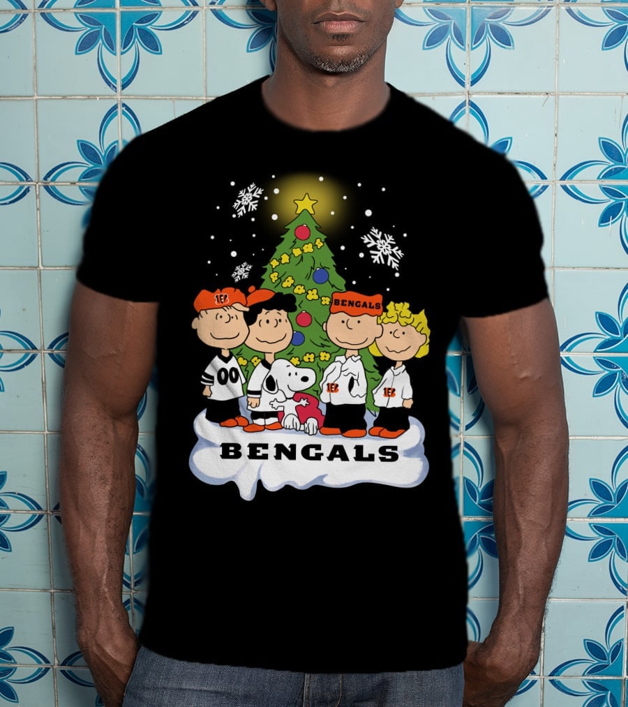 Snoopy Bengals Christmas Tree Peanuts Characters T-Shirt