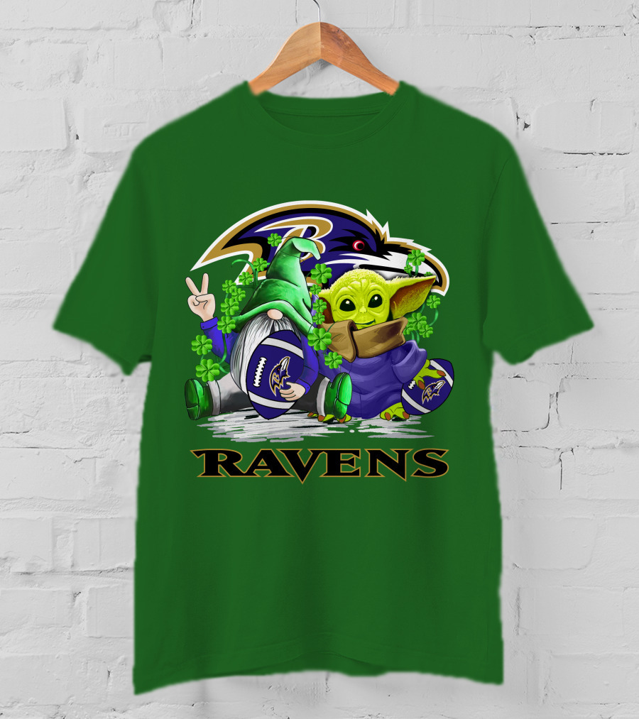 Baltimore Ravens St. Patrick's Day Football Gnome And Baby Alien With Shamrocks T-Shirt