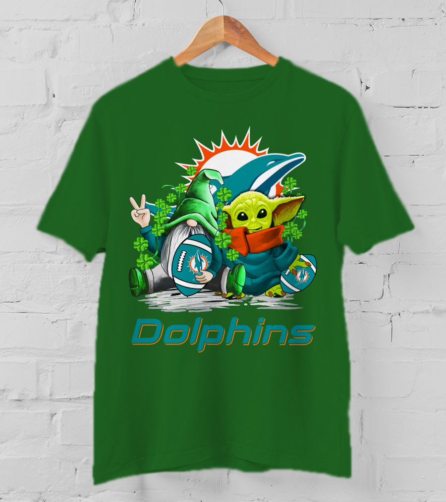 Miami Dolphins St Patrick's Day Football Gnome And Baby Alien With Shamrocks T-Shirt