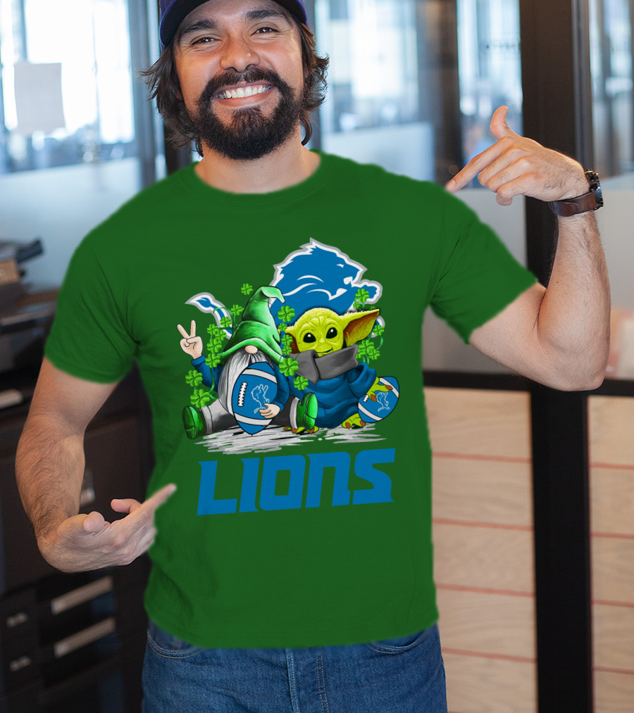 Detroit Lions St. Patrick's Day Gnome And Yoda Football T-Shirt