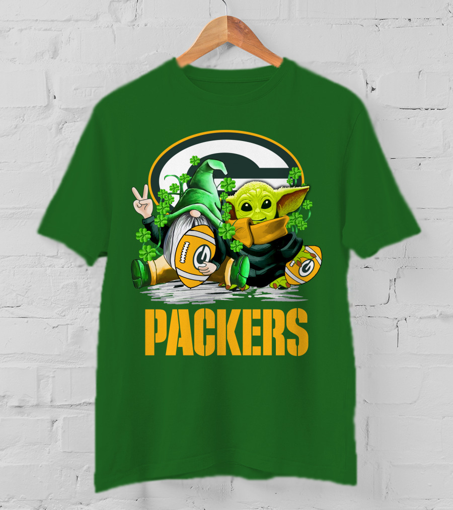 Green Bay Packers Shamrock Gnome And Alien Football St. Patrick's Day T-Shirt
