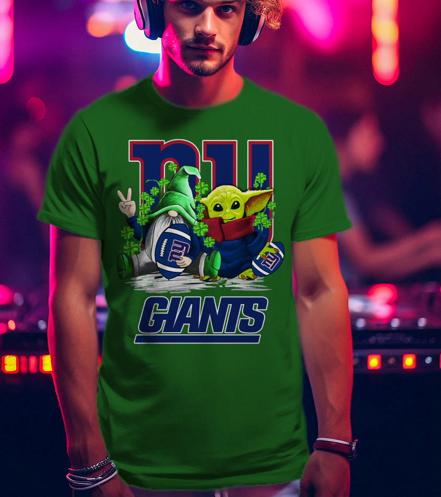 New York Giants Football St. Patrick's Day Gnome And Yoda T-Shirt
