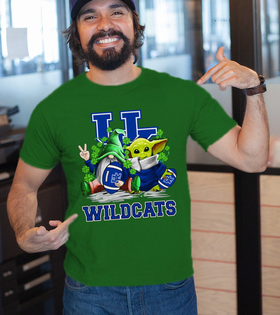 Kentucky Wildcats Football St. Patrick’s Day Shamrock Gnome And Green Alien T-Shirt