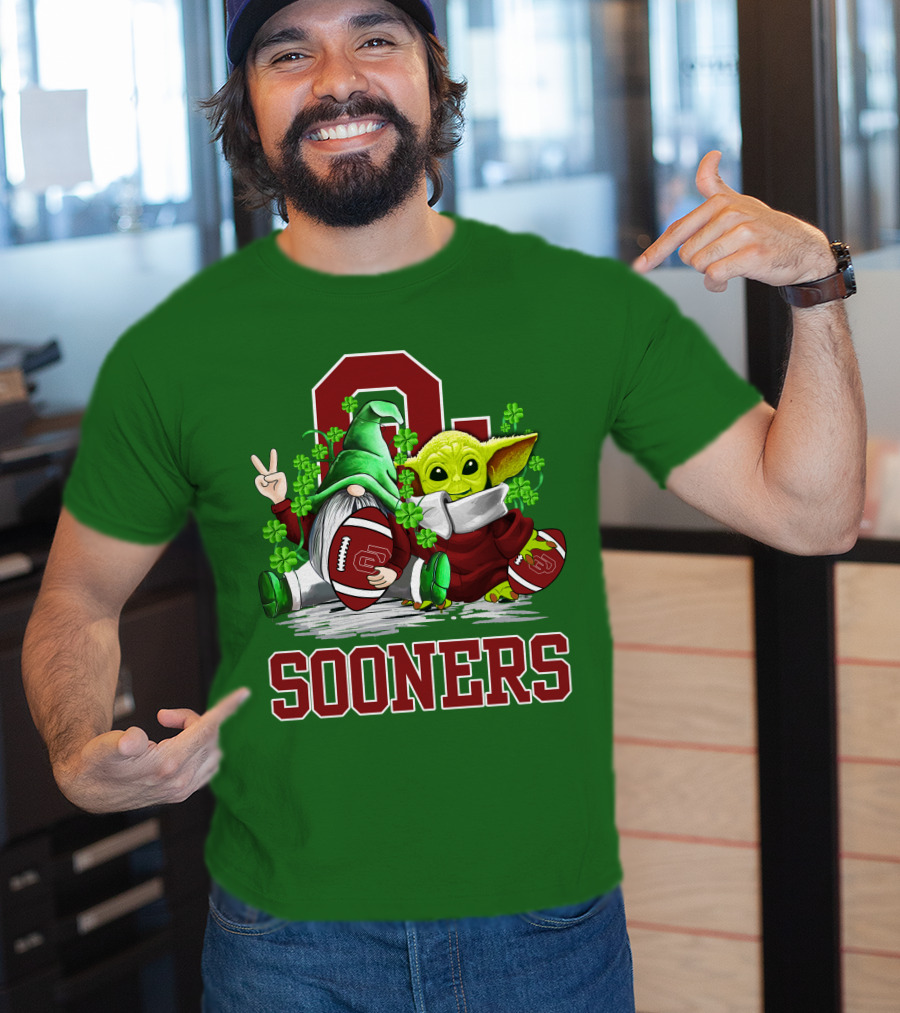 Oklahoma Sooners St. Patrick's Day Football Gnome And Alien T-Shirt