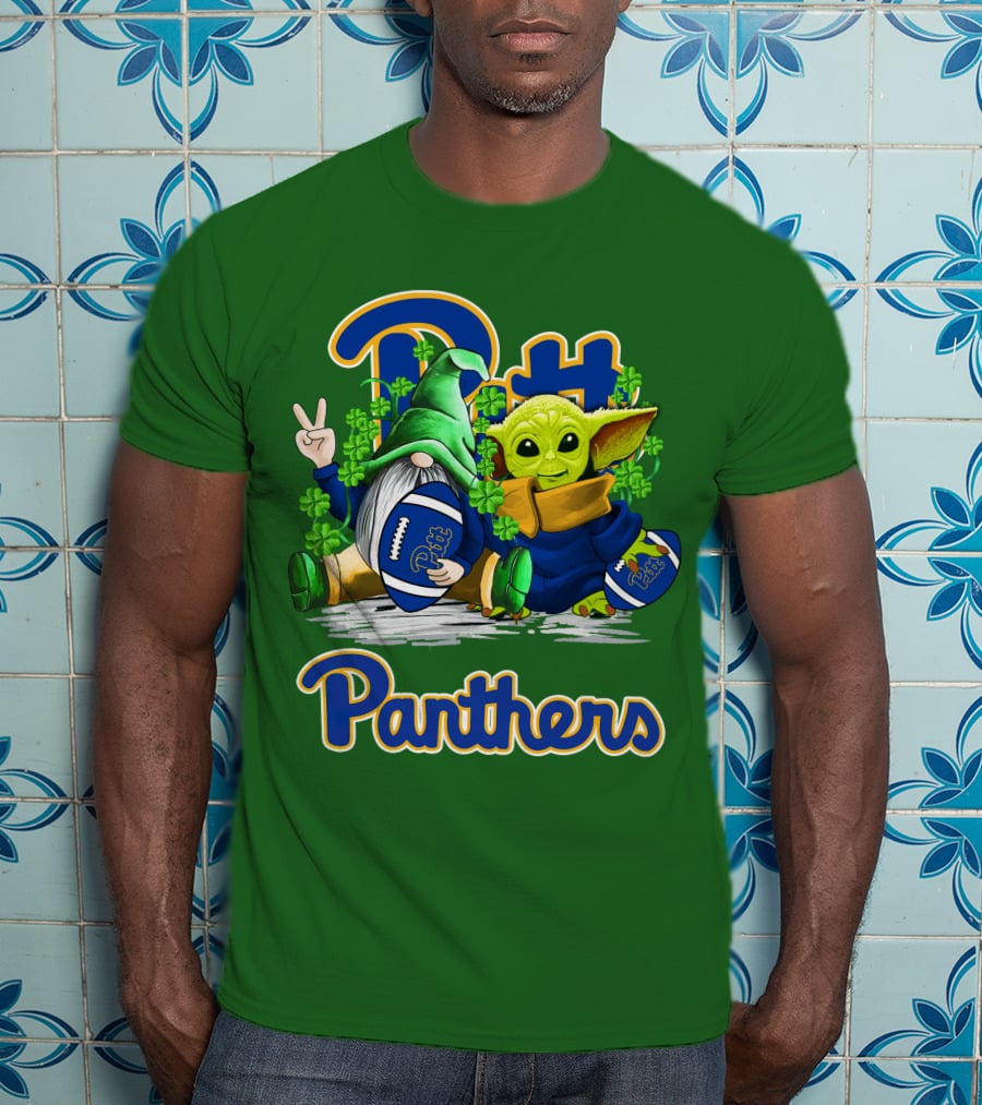 Pitt Panthers St. Patrick’s Day Football Gnome And Baby Yoda With Shamrocks T-Shirt