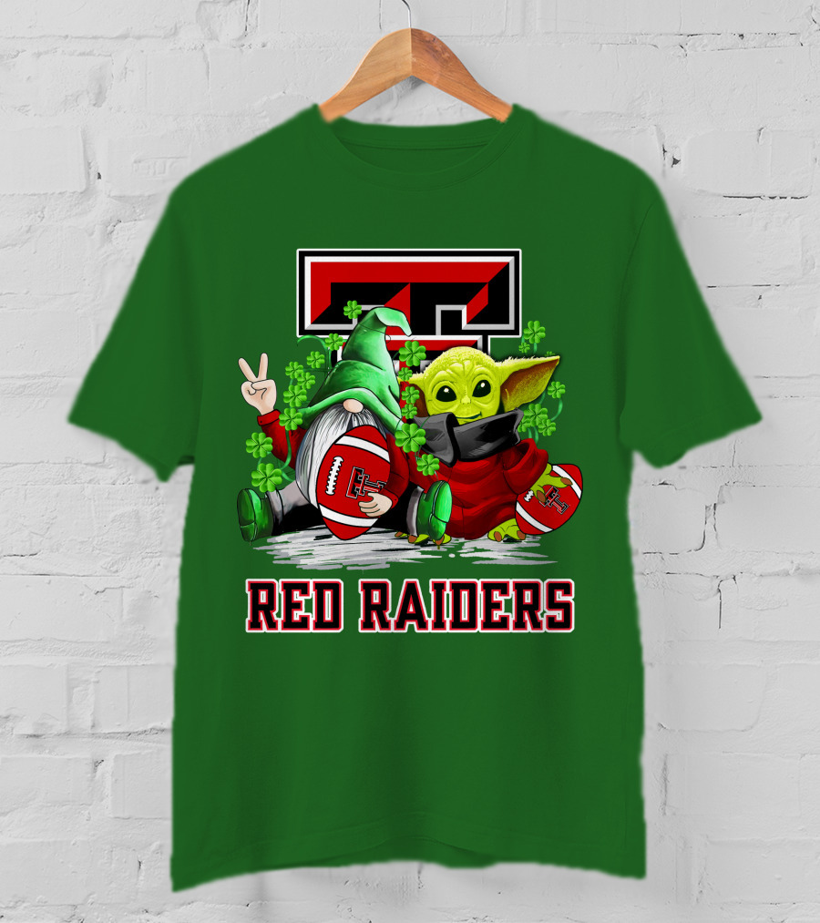 Texas Tech Red Raiders St. Patrick’s Day Football Gnome And Baby Alien With Shamrocks T-Shirt