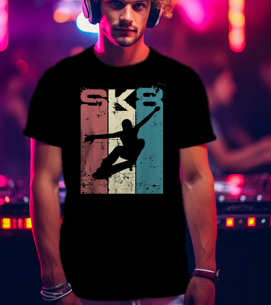 Vintage SK8 Skateboard Lifestyle Retro T-Shirt