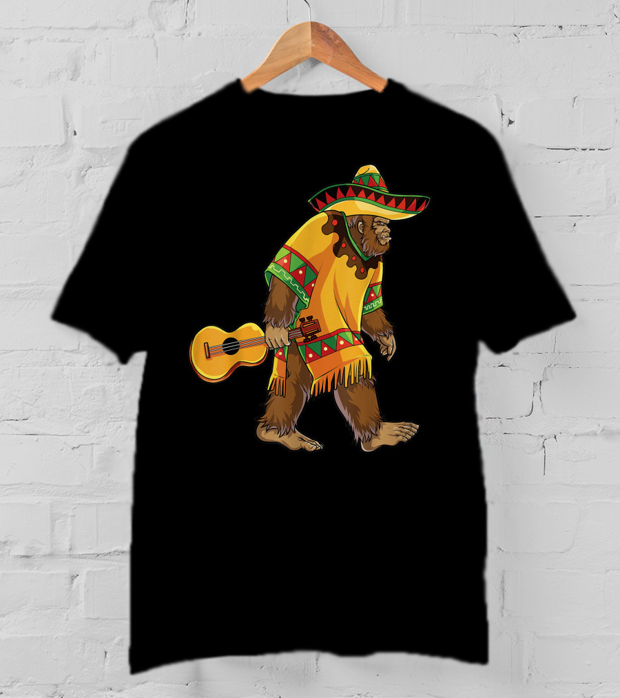 Bigfoot El Sasquatch Sombrero Guitar Cinco De Mayo Mexican T-Shirt