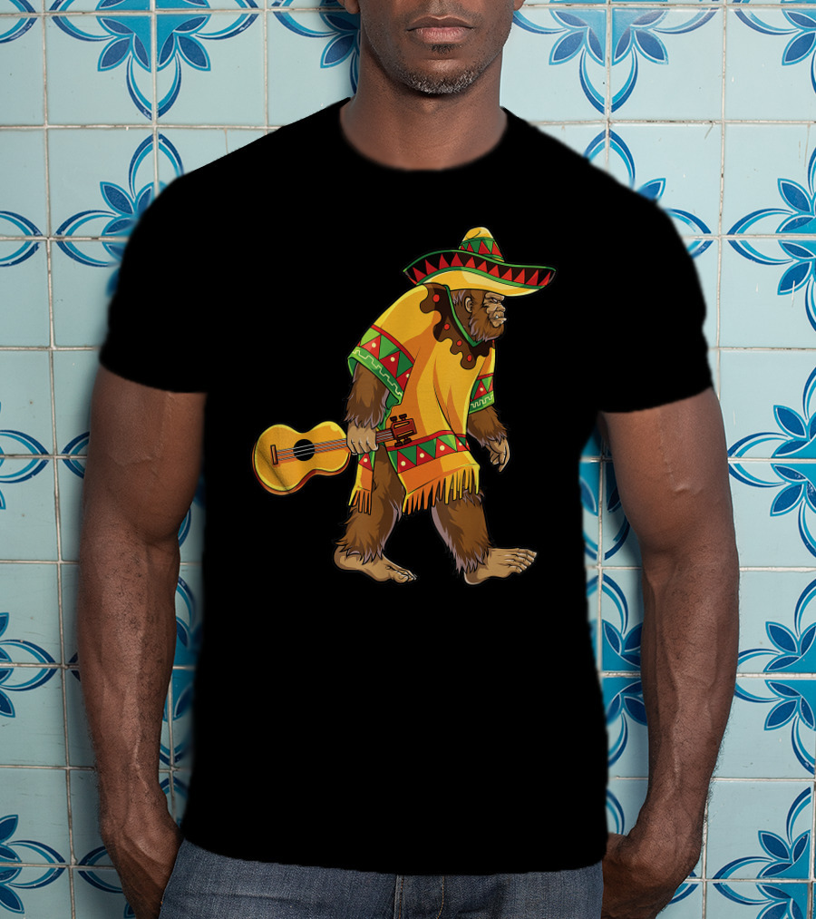 Bigfoot El Sasquatch Sombrero Guitar Cinco De Mayo Mexican T-Shirt