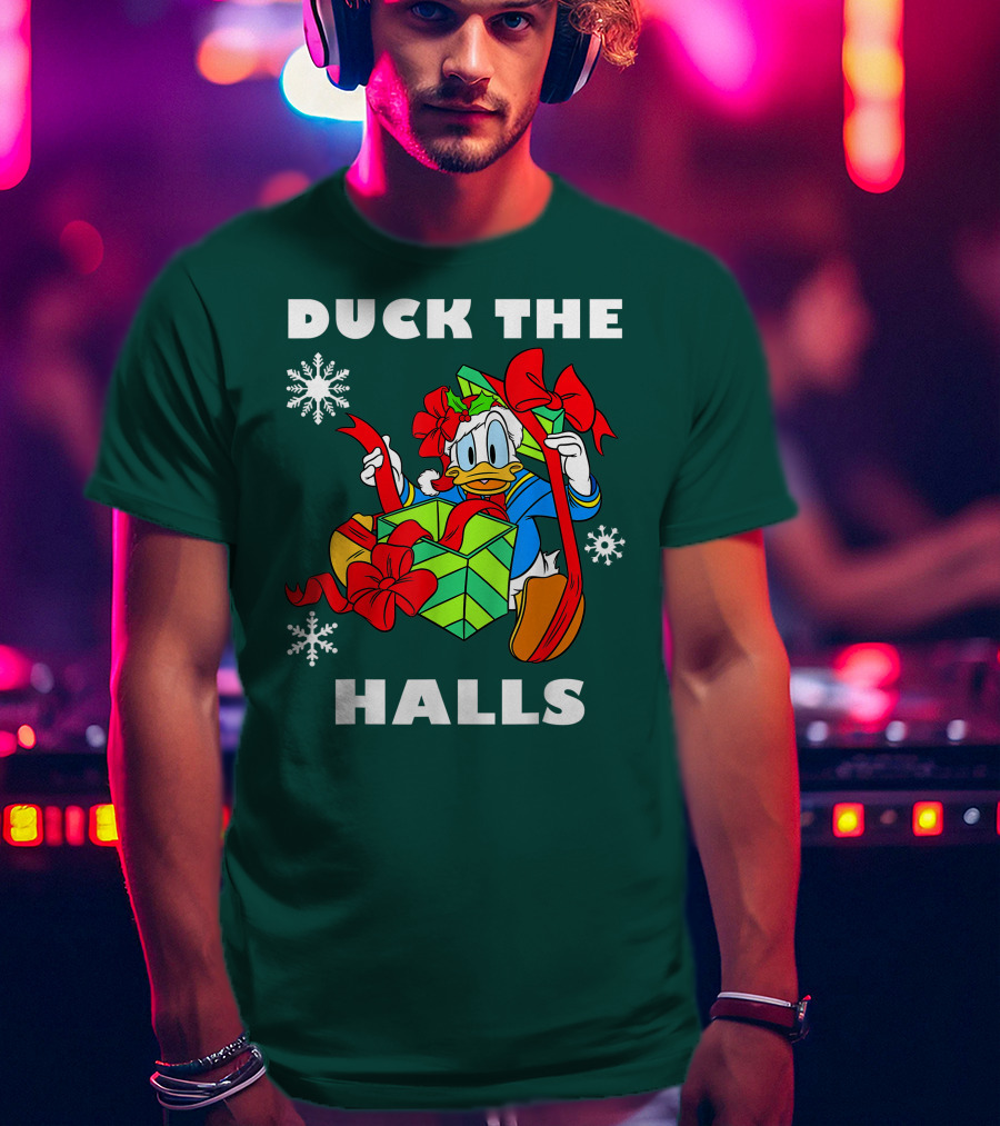 Disney Donald Duck The Halls Christmas Presents Snowflakes T-Shirt