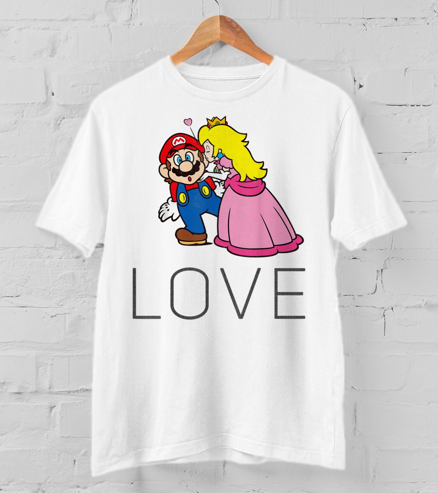 Super Mario Princess Peach Kiss Love Iconic Funny Moment T-Shirt