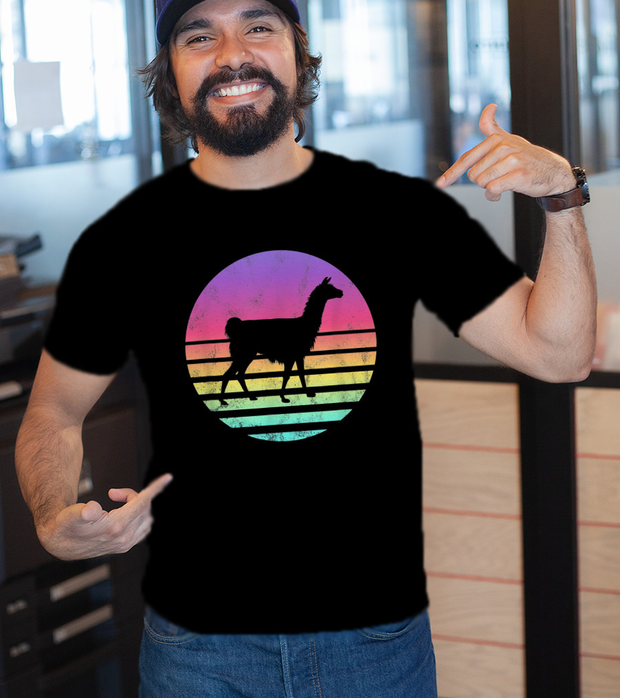 Classic Llama Retro Sunset T-Shirt