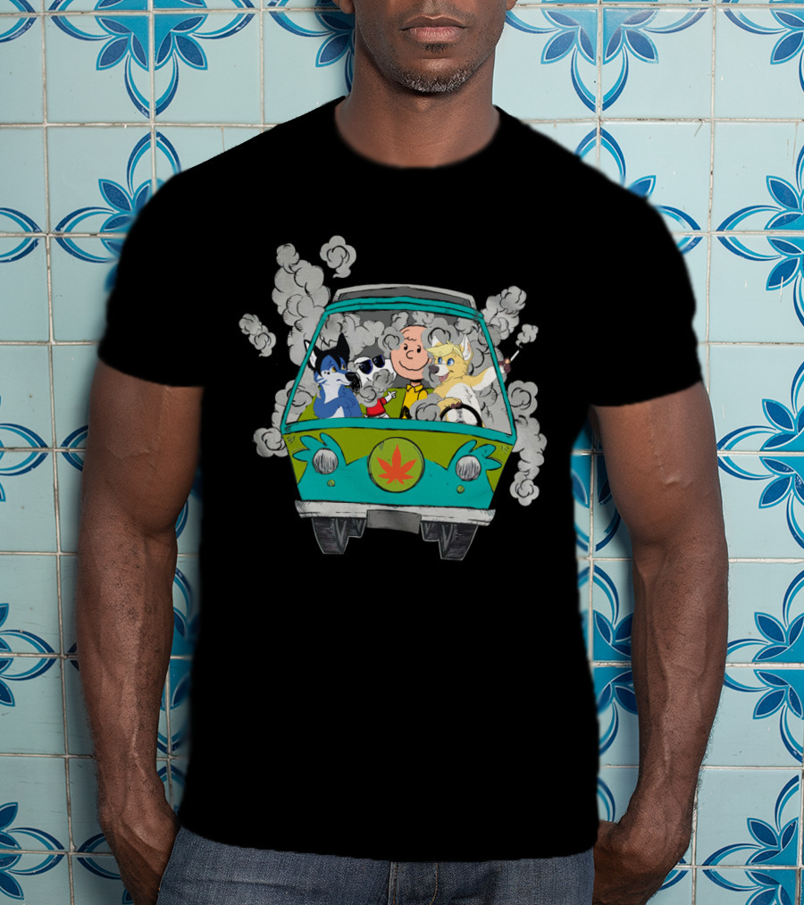 Corgi Ds0 Charlie Brown Woodstock Van Cannabis Smoke T-Shirt