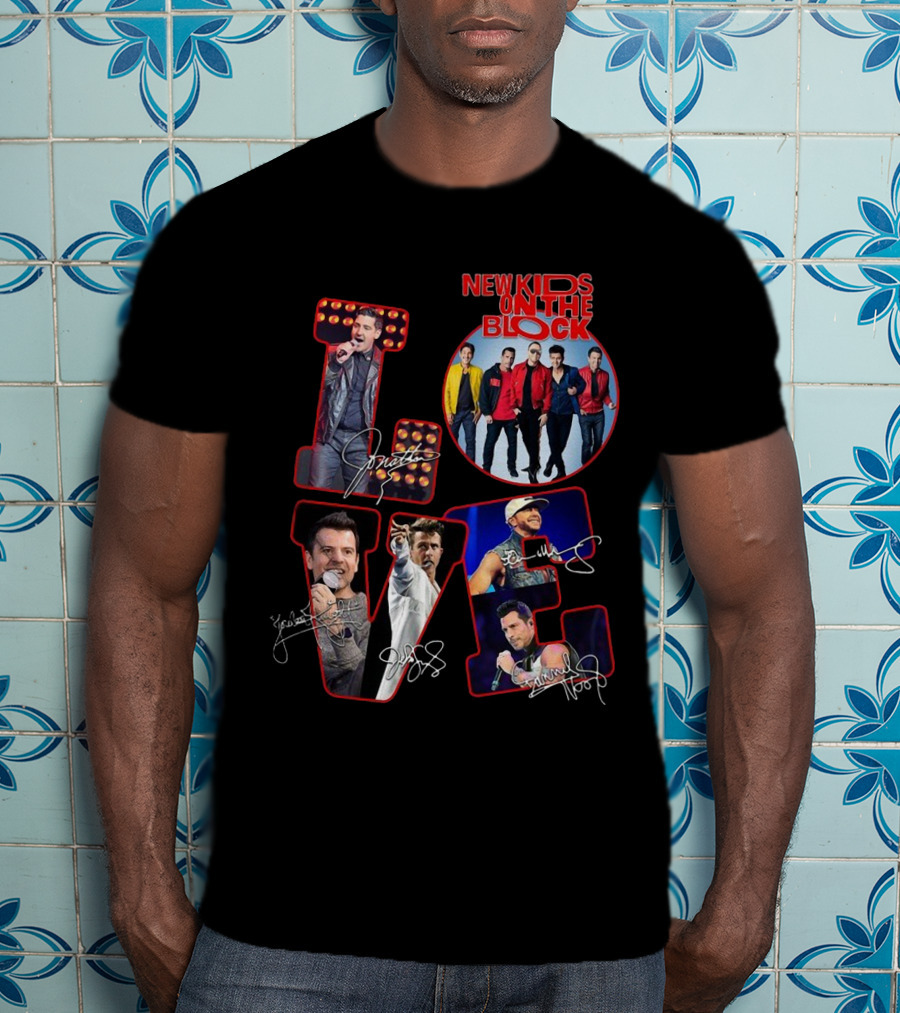 LOVE New Kids On The Block Signatures Group Photo Collection T-Shirt