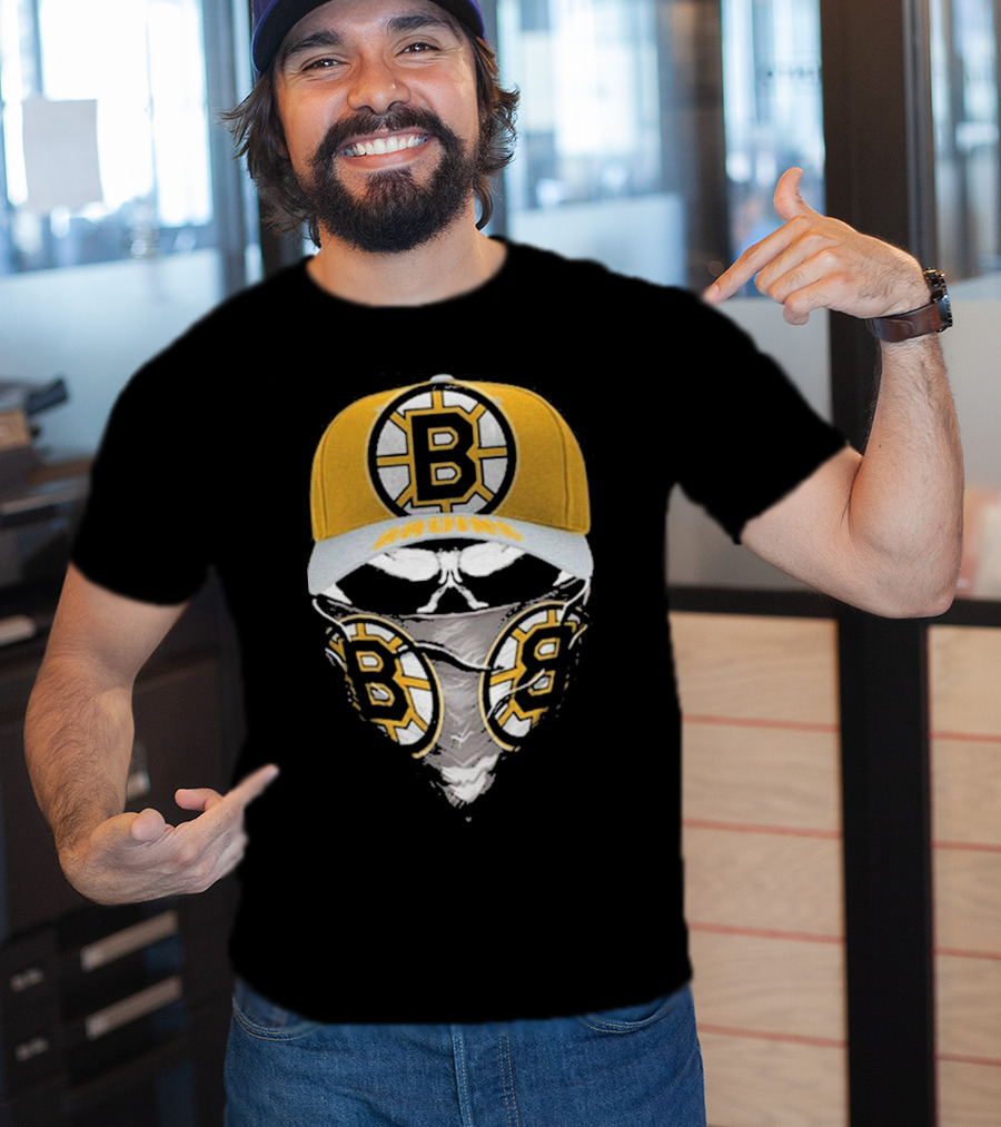 Boston Bruins Skull Mask And Hat T-Shirt