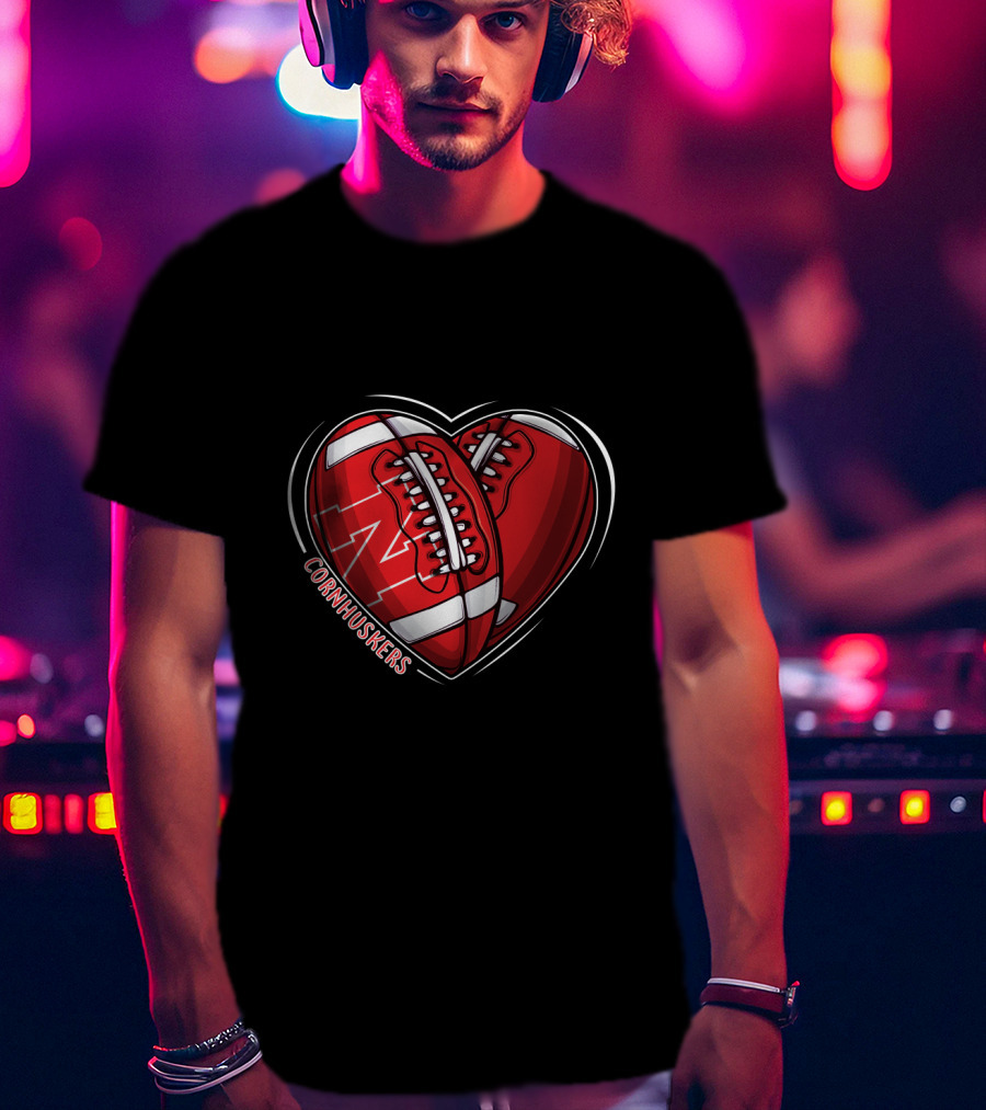 DH 90 NCAA Nebraska Cornhuskers Football Heart T-Shirt