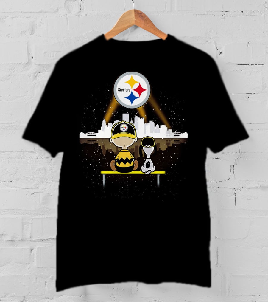 Charlie Brown Snoopy Steelers Skyline Reflection T-Shirt