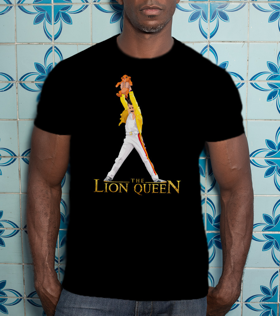 Freddie Mercury Lifting Simba In The Lion Queen T-Shirt