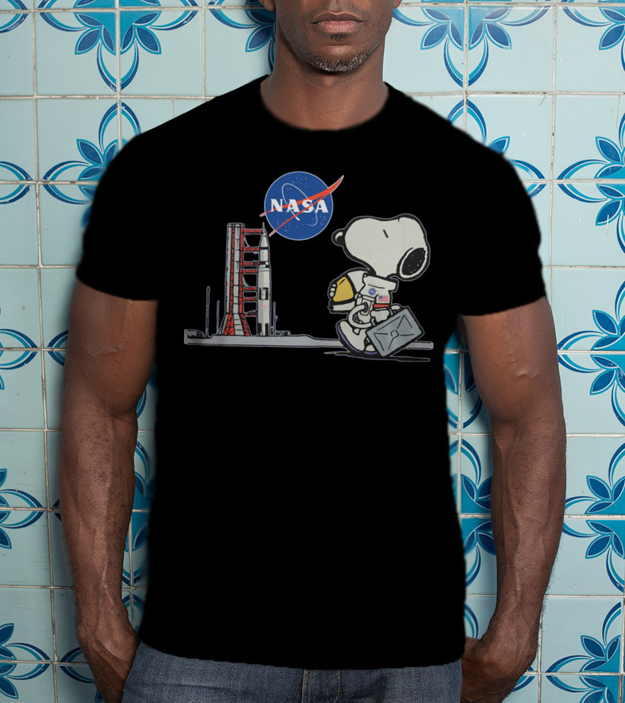 Nasa Snoopy Astronaut Moon Mission Adventure T-Shirt