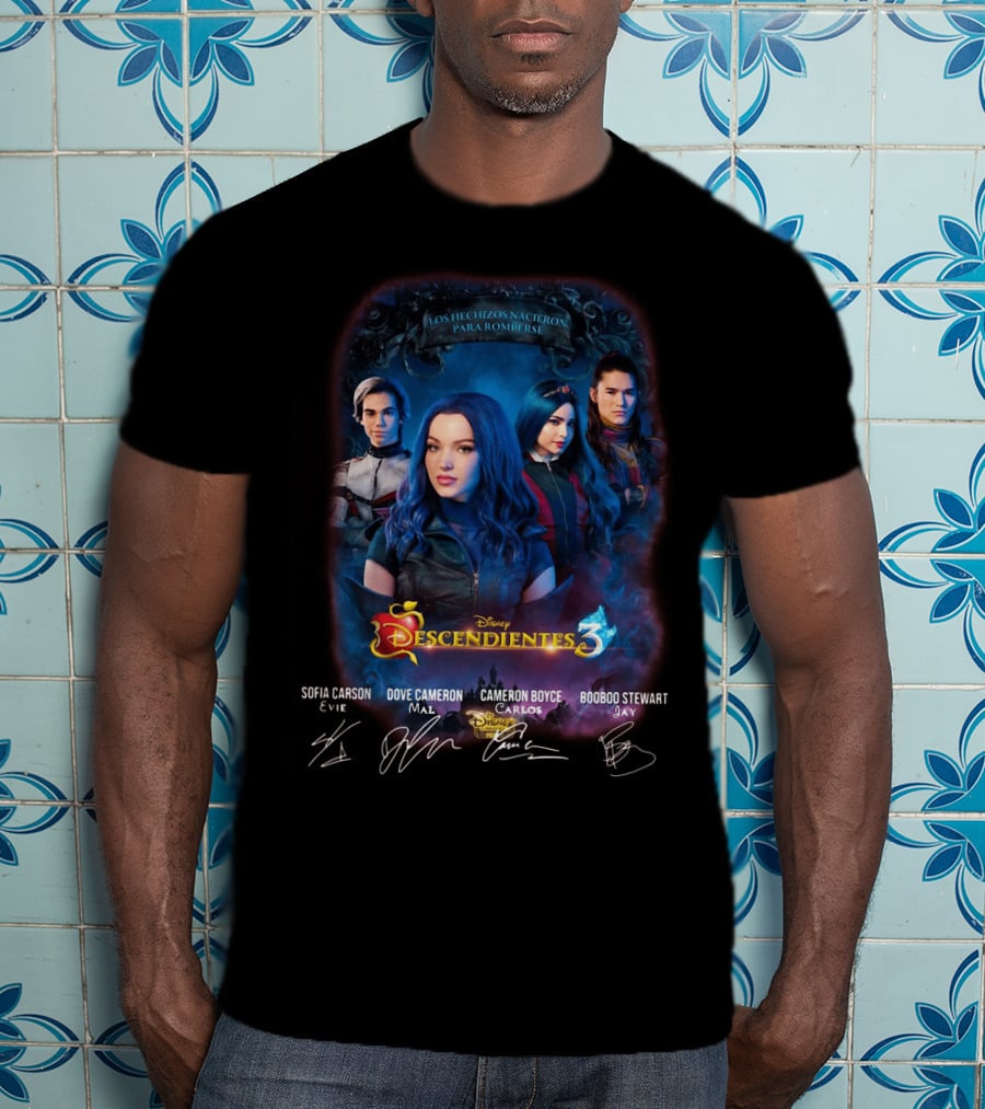 Disney Descendientes 3 Los Hechizos Nacieron Para Romperse Sofia Carson Evie Dove Cameron Mal Cameron Boyce Carlos Booboo Stewart Jay T-Shirt