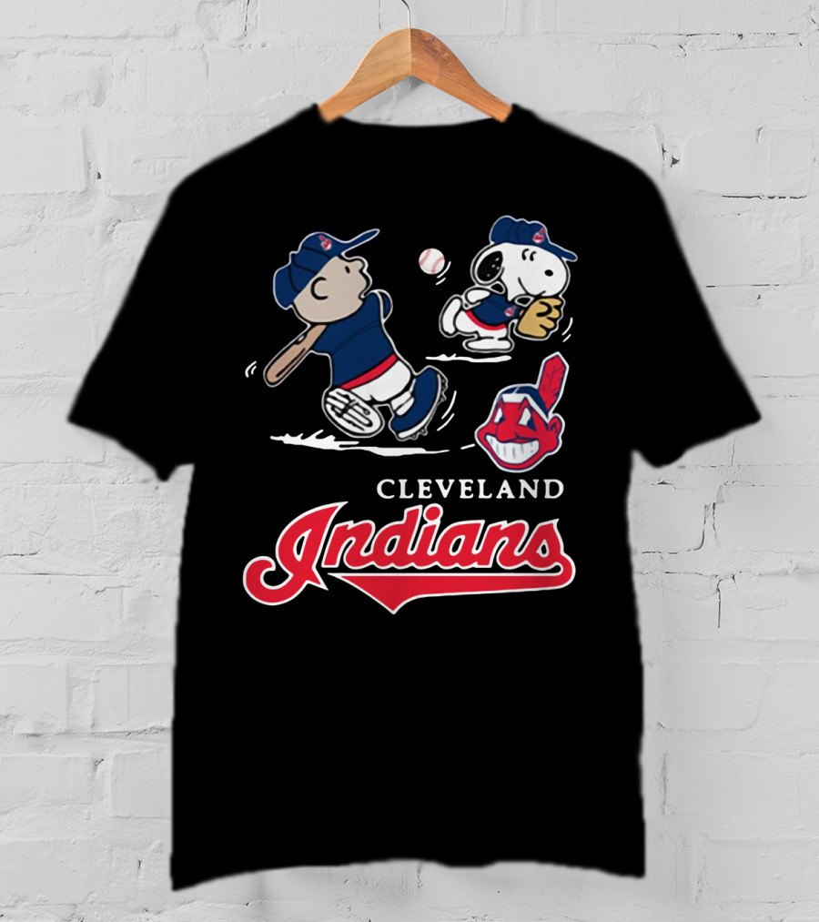 Charlie Brown Snoopy Cleveland Indians Baseball Peanuts T-Shirt