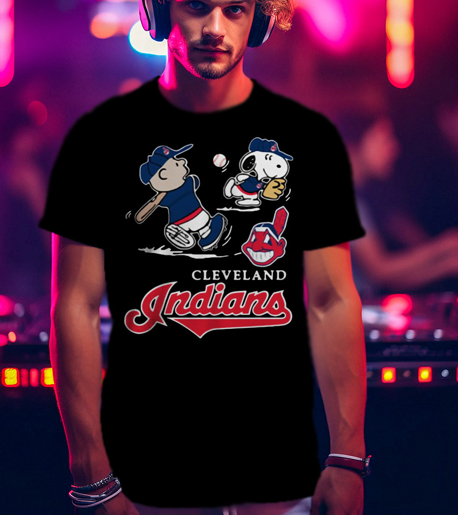 Charlie Brown Snoopy Cleveland Indians Baseball Peanuts T-Shirt